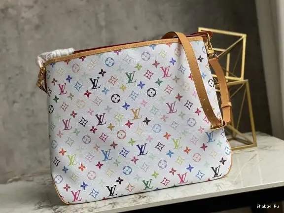 GRACEFUL LOUIS MM VUITTON 0528